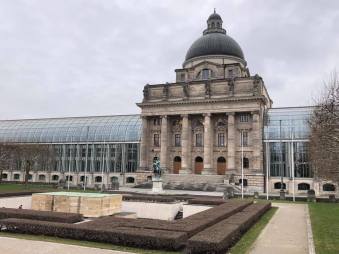 49633302_10213419367454663_5749246177363099648_n